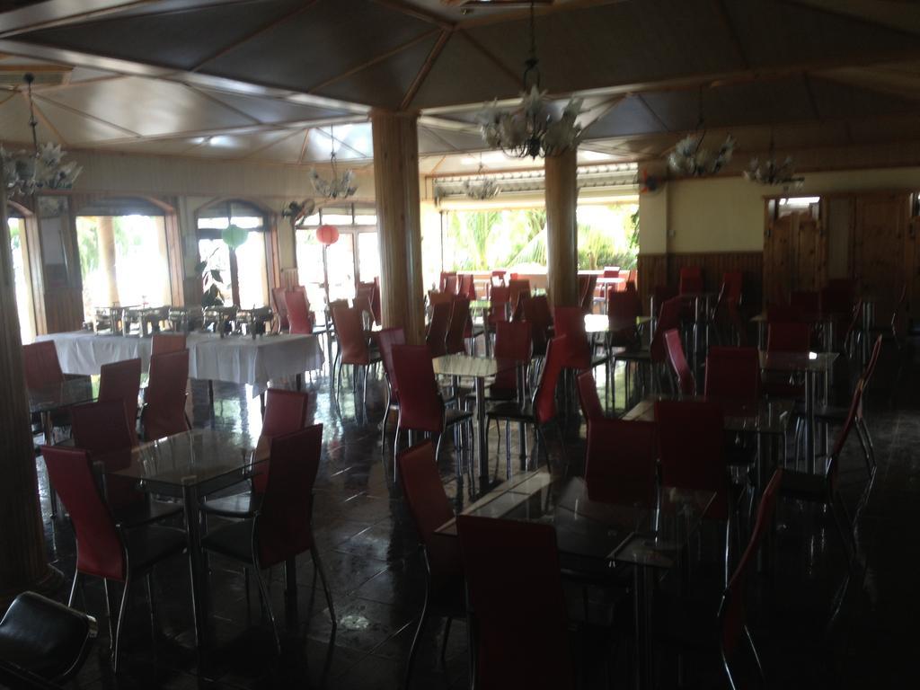 White Shell Lounge And Restaurant Hotel Flic-en-Flacq Exterior foto