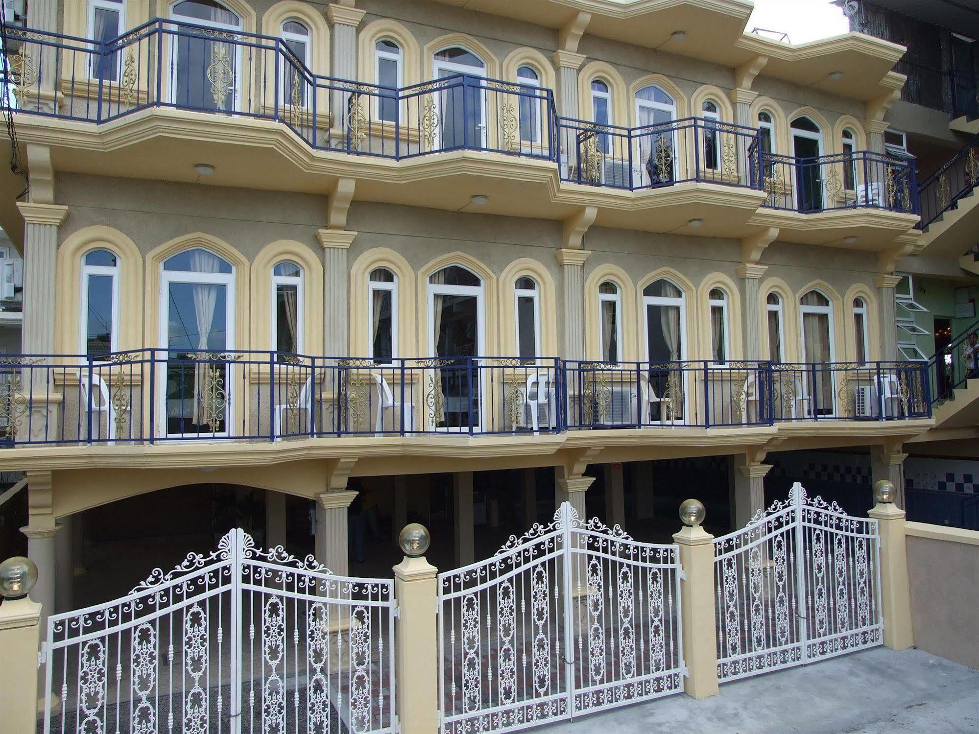 White Shell Lounge And Restaurant Hotel Flic-en-Flacq Exterior foto
