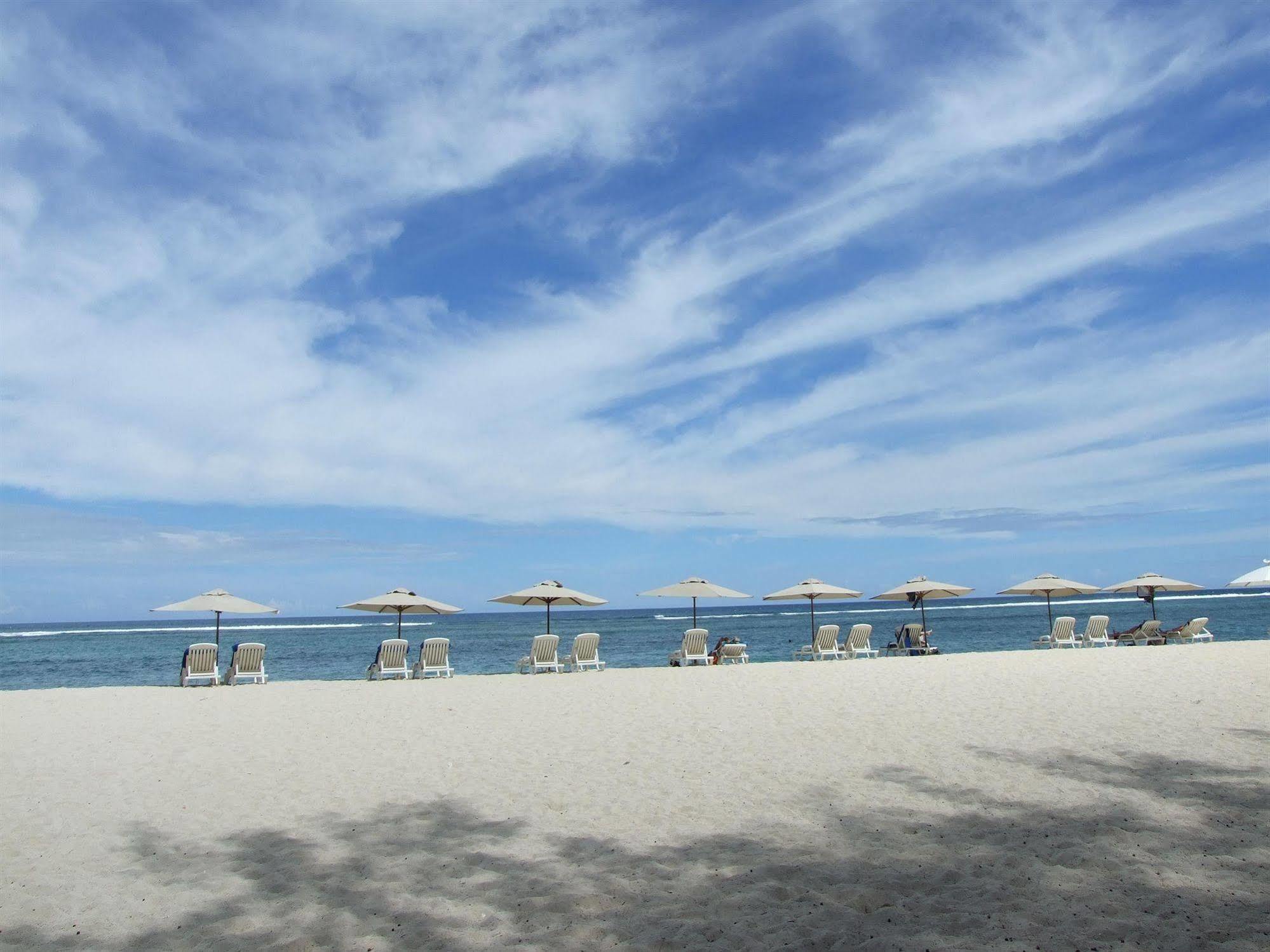 White Shell Lounge And Restaurant Hotel Flic-en-Flacq Exterior foto